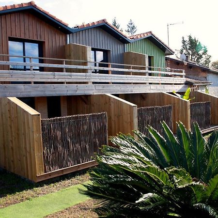 Couleur Cabanes Classe 3 Etoiles 比加诺斯 外观 照片